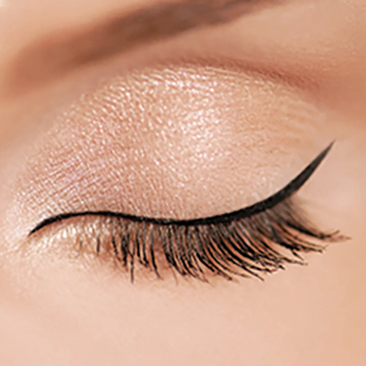 Eyeliner Liquide Longue Tenue 24 H [Noir]