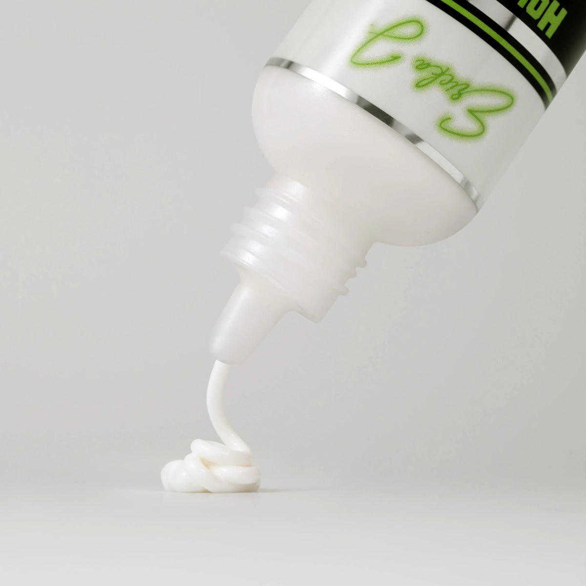 Ericka J Hold Me Down Adhésif [Vert] 1.34oz