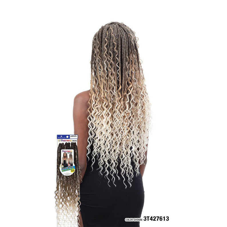 SHAKE N GO Freetress Boho Mermaid Braid 24 inch long ombre braid extensions shown on model