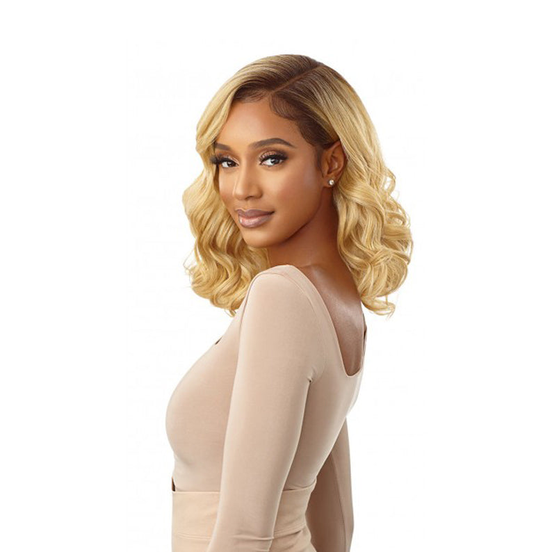 OUTRE Melted Hairline Lace Front Wig HERMINIA