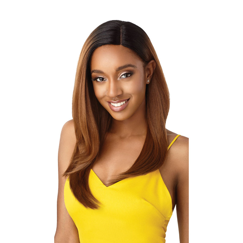 OUTRE 20 inch synthetic lace front wig straight brown ombre with middle part on smiling model