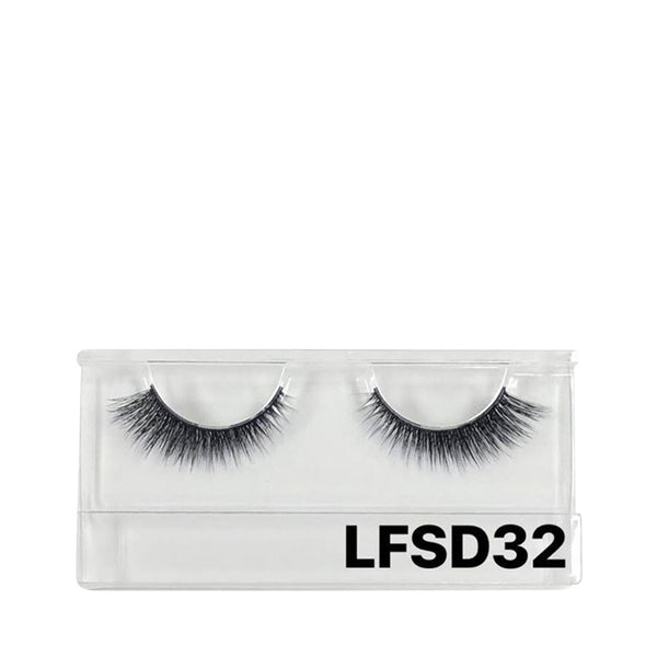 LAFLARE dramatic black reusable strip 3D faux mink lashes in clear case model LFS D32