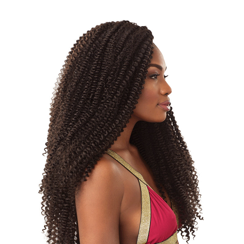 SENSATIONNEL Lulutress Cork Screw braid 18 inch shown on model with long curly textured hair