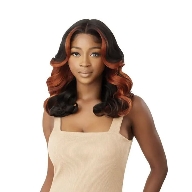 OUTRE lace front wig 16 inch black to auburn center part loose curls shoulder length on model