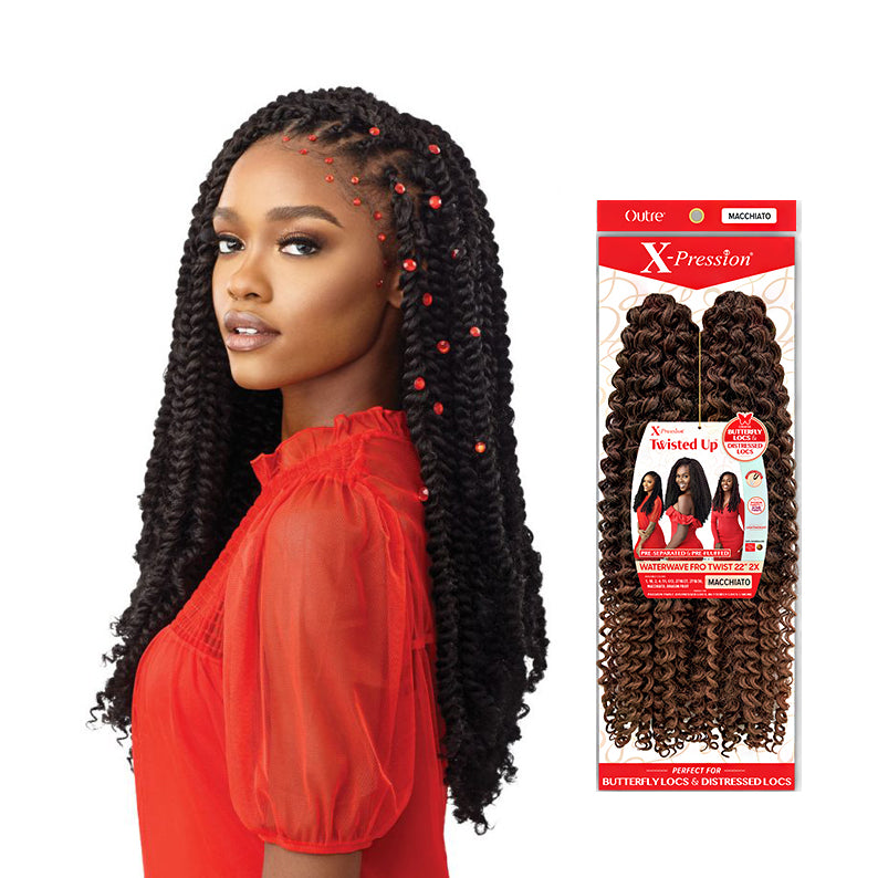 OUTRE X-Pression Waterwave braiding hair in macchiato color with a model wearing long textured braids